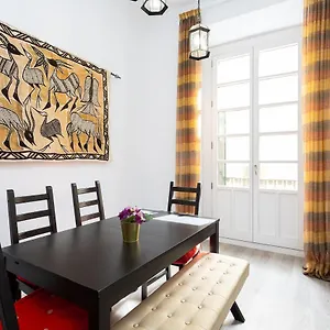 https://apartamentos-raquel.hotelsinnerja.org